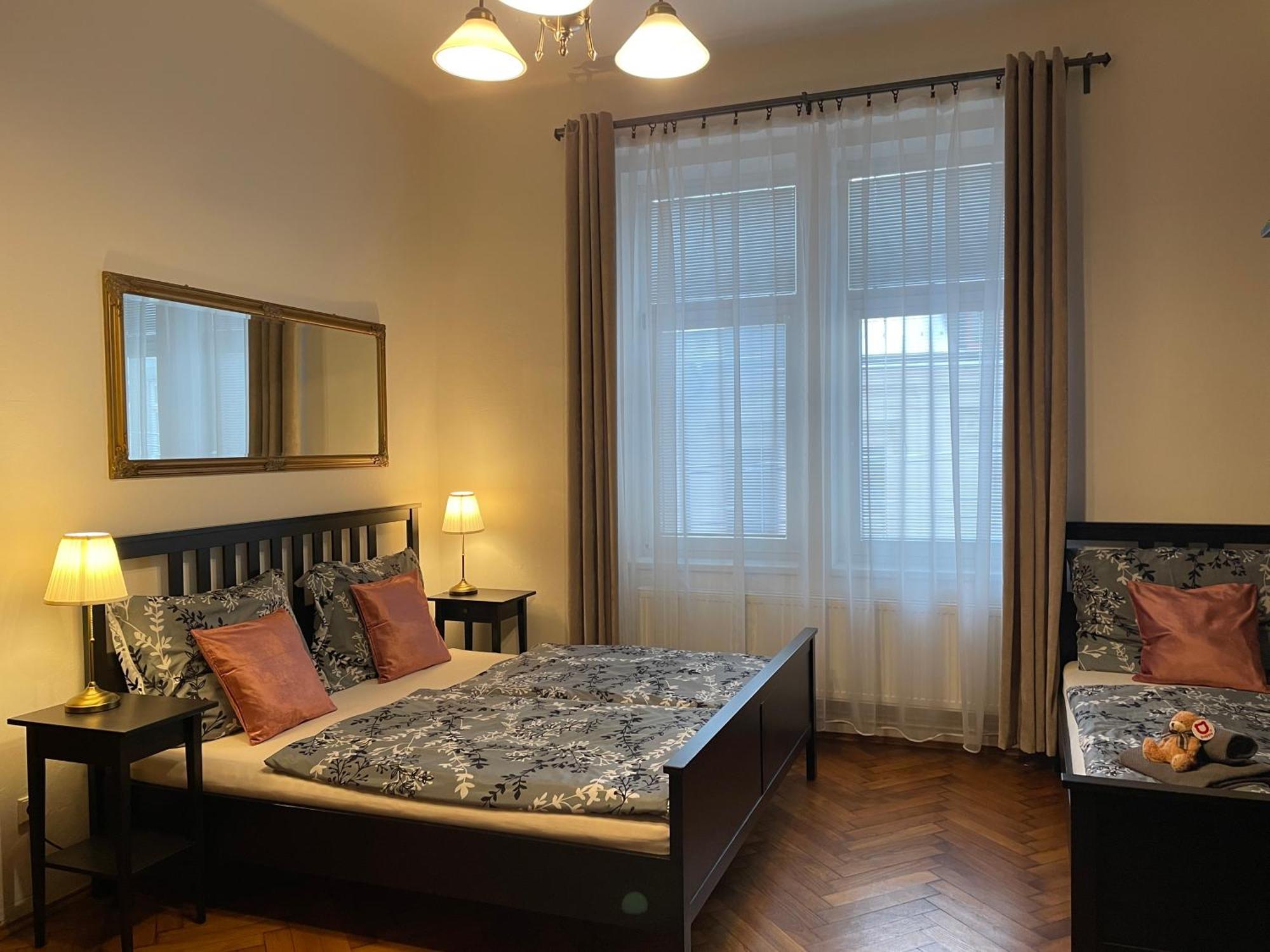 Golden Key Apartments Либерц Экстерьер фото